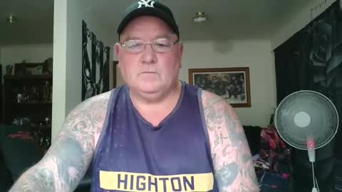 tattzsexy online show from March 2, 7:37 am