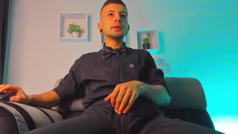 tayer_bennet online show from September 27, 3:59 am