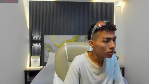 TAYLER online show from January 14, 2:49 am