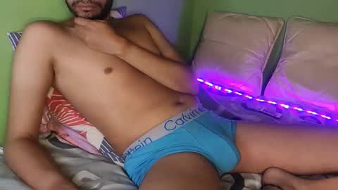 Taylor online show from February 18, 1:37 am