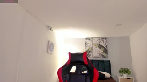 BASTIAN online show from March 29, 9:37 pm