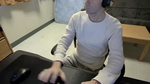 Snapshot of tbone_93 chatting on December 11, 11:10 pm Tbone online show from December 11, 11:10 pm