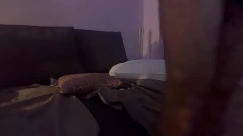 teajay1892 online show from November 6, 9:45 am