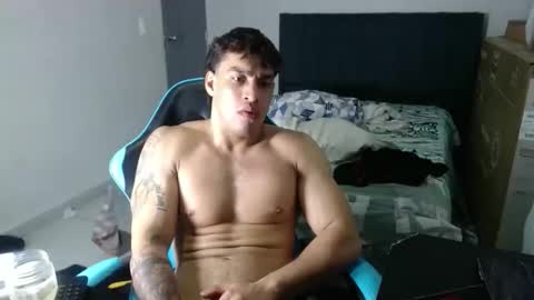 team23hot0 online show from December 19, 7:49 am