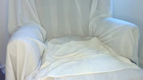 Teaser online show from February 15, 3:24 am