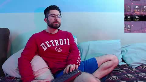 Snapshot of teddy_foster chatting on February 17, 1:10 pm teddy_foster online show from February 17, 1:10 pm