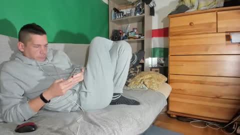 Virg Lszl online show from October 28, 2:36 am