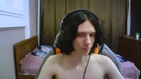 temptvelvet online show from November 3, 4:20 pm