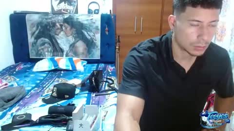 teoyes_ online show from June 7, 9:11 pm
