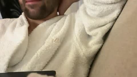 thadee__ online show from February 10, 11:20 pm