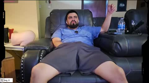 Snapshot of the_alpha_dog_xxx chatting on September 12, 9:04 pm the_alpha_dog_xxx online show from September 12, 9:04 pm