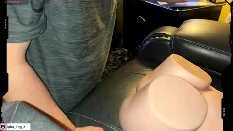 the_alpha_dog_xxx online show from March 20, 10:13 pm