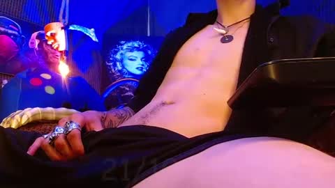 GIORGGIO online show from October 21, 4:04 am