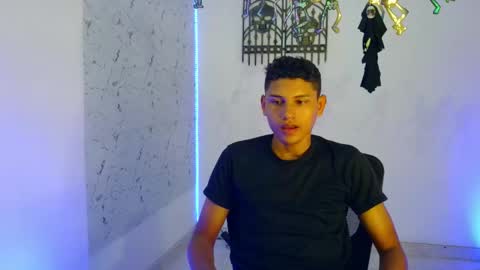 Snapshot of the_crack71 chatting on October 26, 2:19 pm Sean OPry   online show from October 26, 2:19 pm