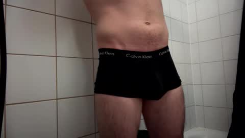 Snapshot of the_delicious_19 chatting on October 23, 3:48 pm the_delicious_19 online show from October 23, 3:48 pm