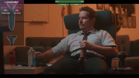 The DILF -  online show from February 4, 5:30 pm