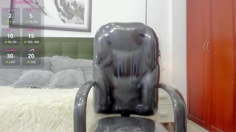   T H E    M A R K   K I N G online show from March 21, 5:39 pm