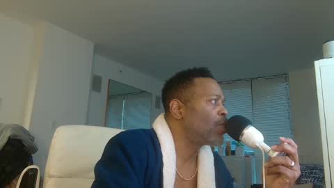 Snapshot of theblacklordmaster chatting on February 6, 1:10 pm theblacklordmaster online show from February 6, 1:10 pm