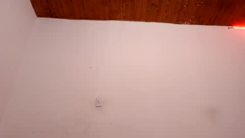 thebluesky_18 online show from September 13, 9:32 am