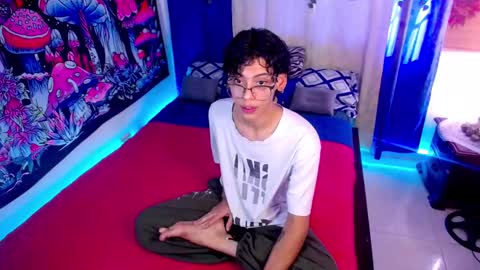 ethan online show from February 17, 8:52 pm