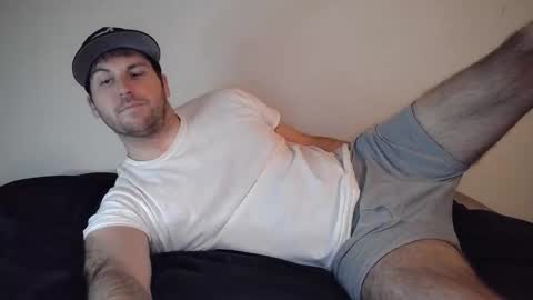 Theetwohander online show from March 27, 3:43 am