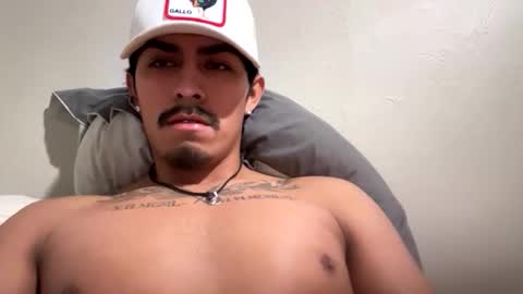 theglorious2002 online show from November 25, 7:32 am