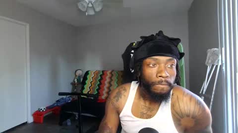 IXMCOUPLE444 online show from April 19, 12:43 am