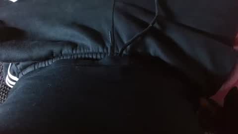 Liam online show from April 19, 4:06 pm