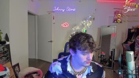 Johnny Stone online show from December 29, 1:13 am