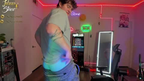 Johnny Stone online show from January 29, 1:05 am