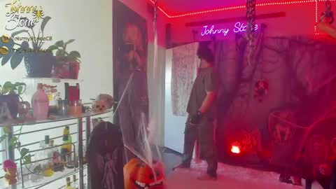 Johnny Stone online show from October 1, 11:52 pm