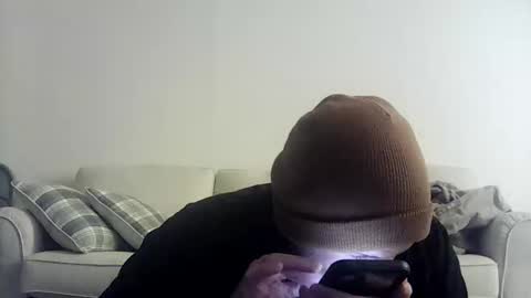 theman18951pa online show from November 30, 11:40 pm