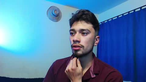 Theo online show from November 22, 7:02 pm