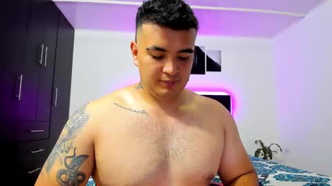 Thiago online show from December 5, 5:15 am