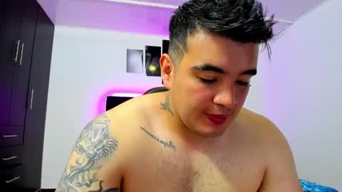 Thiago online show from January 17, 5:00 am