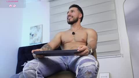 Thiago online show from March 21, 2:04 am