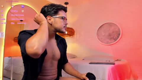 Thiago online show from September 24, 11:08 am