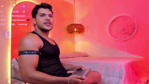 Thiago online show from September 19, 11:43 am