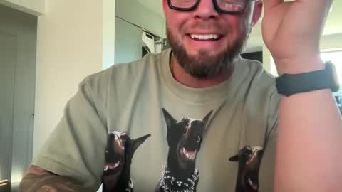 Snapshot of thiccbull12 chatting on September 8, 2:16 pm thiccbull12 online show from September 8, 2:16 pm