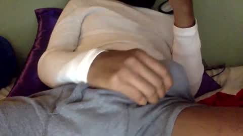 Snapshot of thickbbc444 chatting on October 21, 6:22 pm thickbbc444 online show from October 21, 6:22 pm