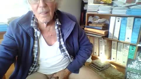 Thickcockat71 online show from May 8, 11:05 pm
