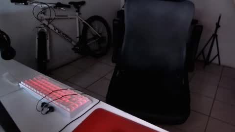 thieves_us online show from September 29, 10:24 am