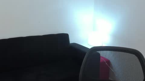 Thomas Brandon online show from February 15, 4:51 am