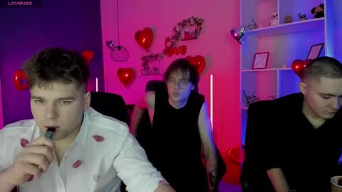 Thomas online show from February 15, 9:40 am