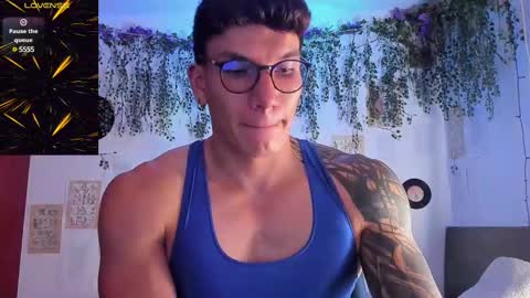 Thomas Grey online show from February 25, 11:11 pm