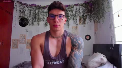 Thomas Grey online show from January 31, 9:48 pm