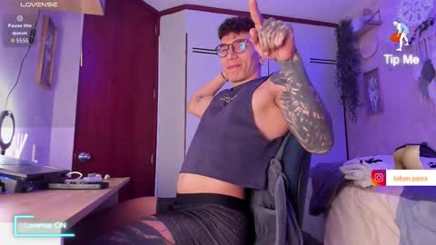 Thomas Grey online show from September 20, 5:18 am