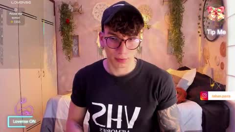 Thomas Grey online show from January 13, 8:46 pm