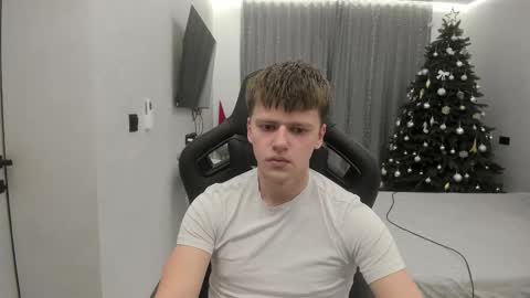 Tomas online show from February 2, 1:48 am