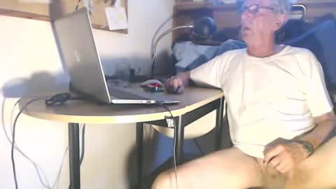 Thomas online show from June 27, 3:53 am